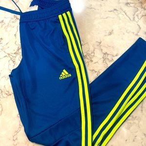 Woman’s adidas pants